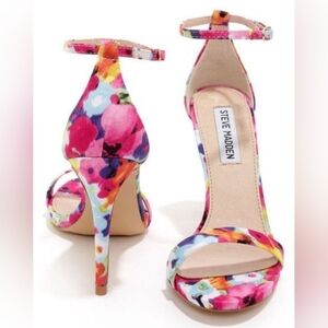 STEVE Madden Stecy Floral Print Ankle Strap Heels Size 8.5
